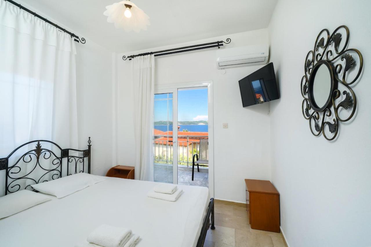Studios Garifalia Amolianí Luaran gambar